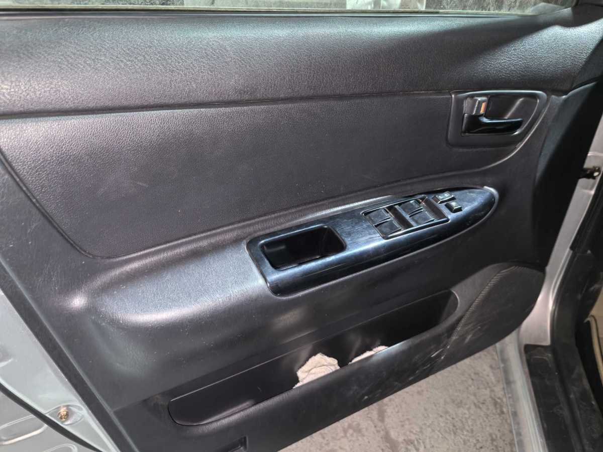 BYD F3 2015 car image #25