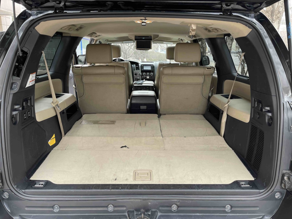 Toyota Sequoia 2015 #25 Toyota Sequoia 2015 immagine di auto #25