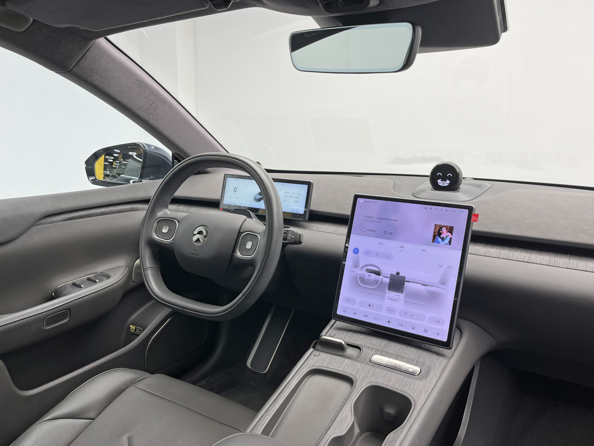 蔚来 蔚来ET7 2023 汽车图片 #25