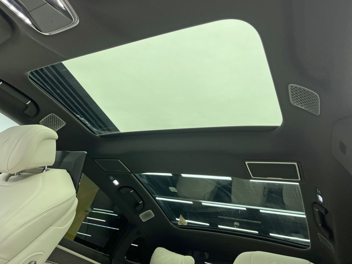 Denza Z9 2024 car image #25