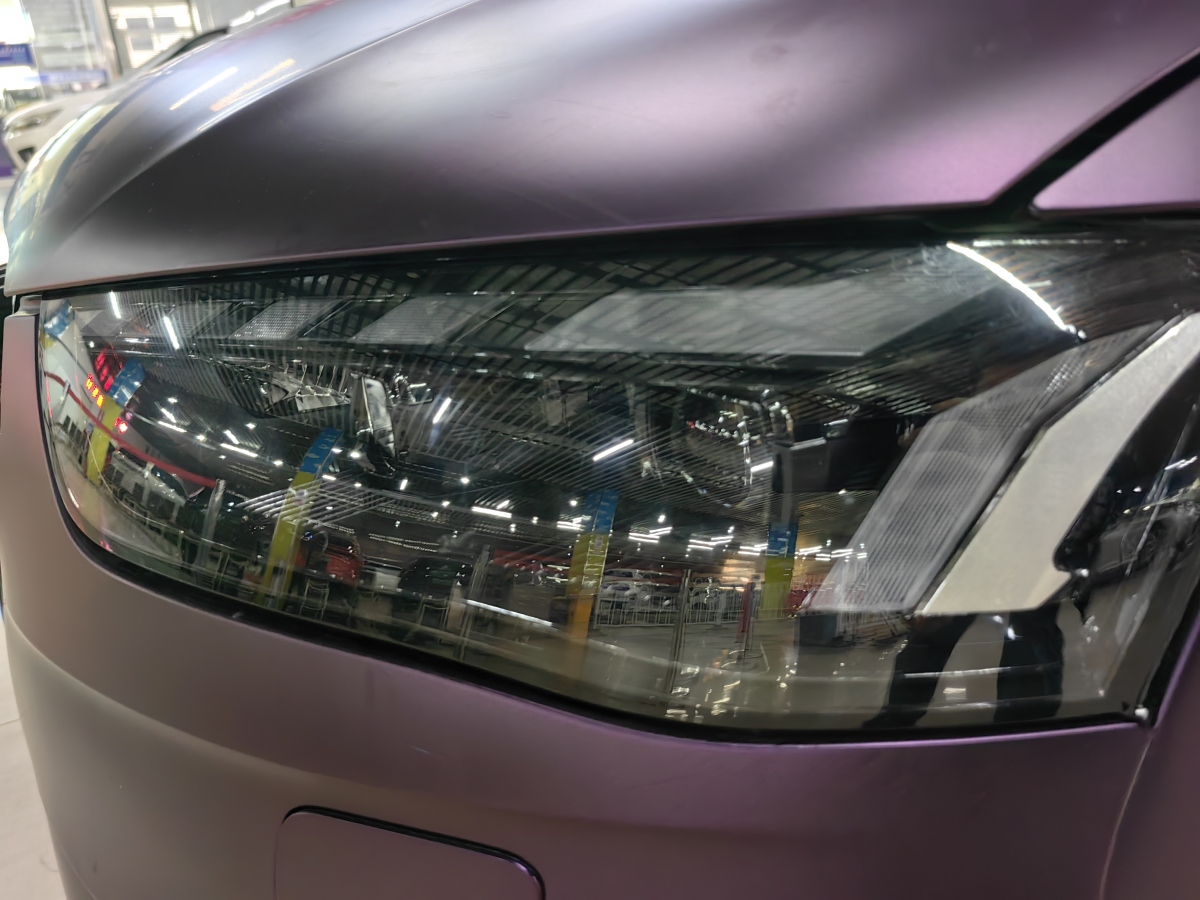 Audi 2012 car image #25