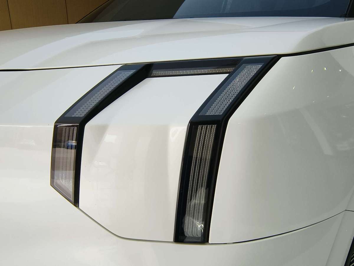 极氪 极氪009 2024 汽车图片 #25