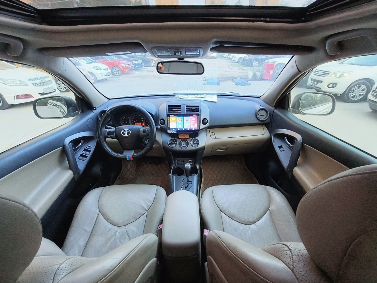 Toyota 2013 car image #25