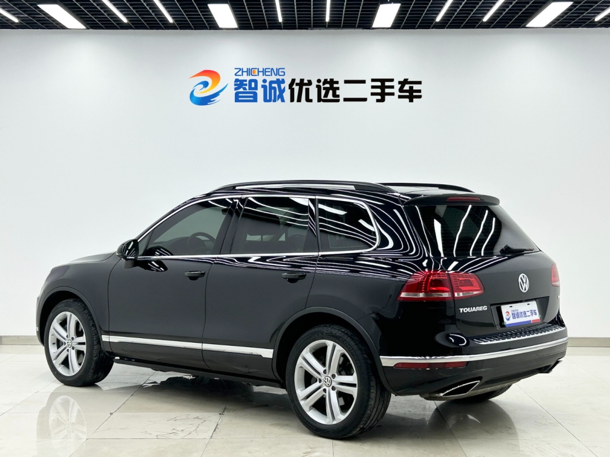 Volkswagen Touareg 2017 immagine di auto #25