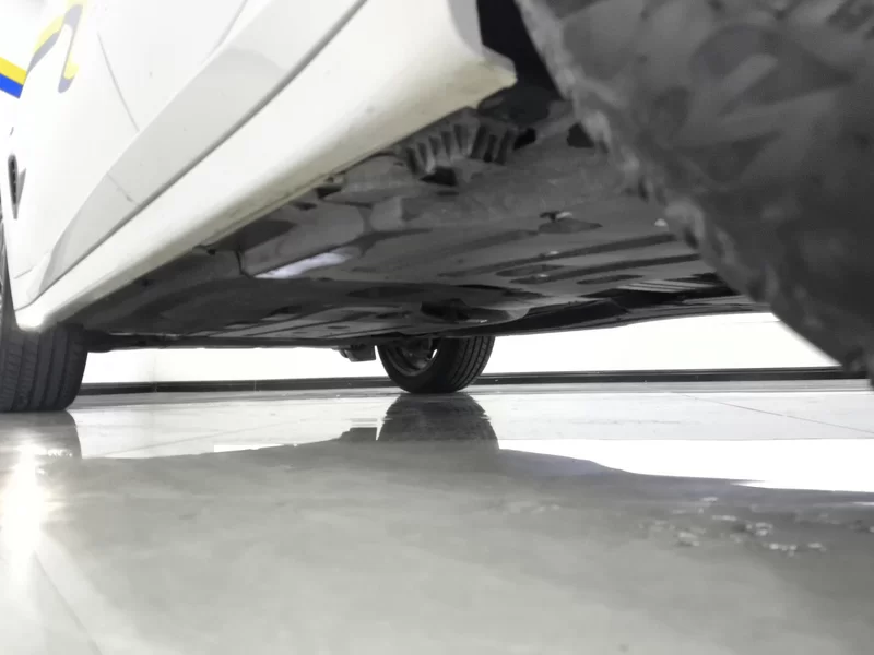 BMW X4 M40i 2024 car image #25