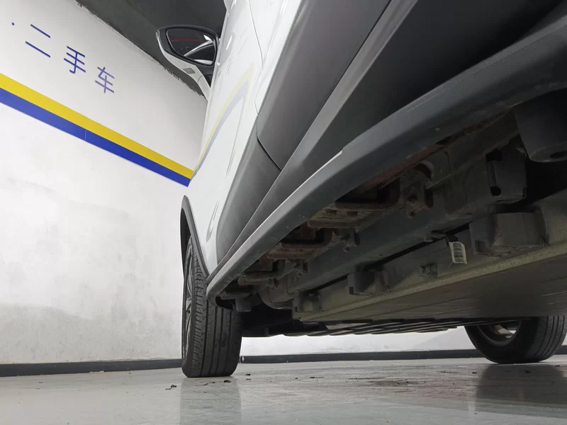 BYD Yuan New Energy 2018 car image #25