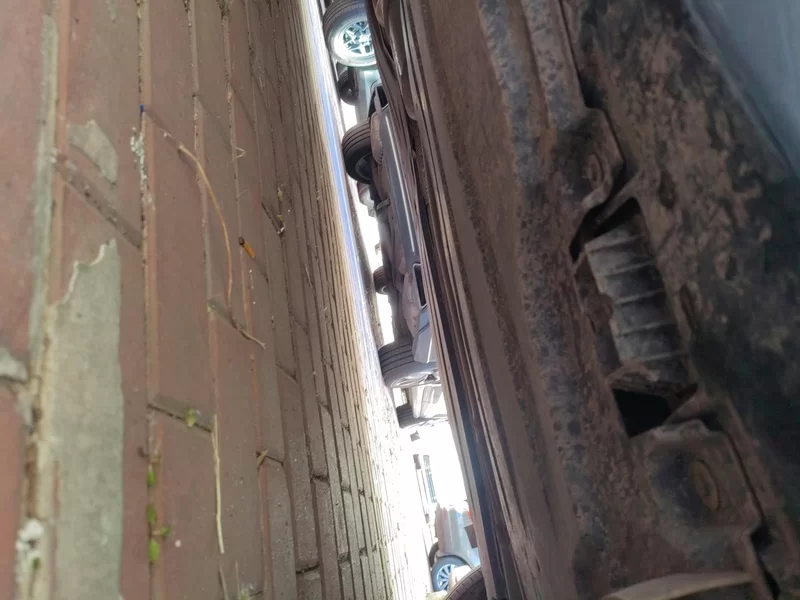 BMW X7 M60i 2021 car image #25