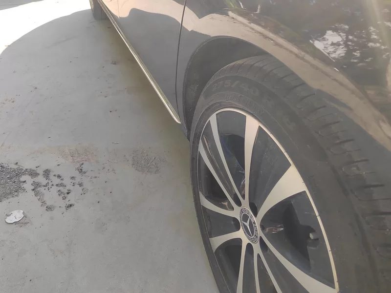 Mercedes-Benz E Class New Energy 2021 car image #25