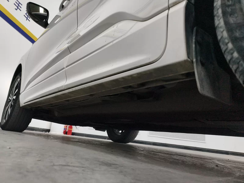 Ford Escape 2020 صورة سيارة #25