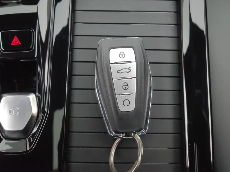 GEELY Boyue 2023 car image #25