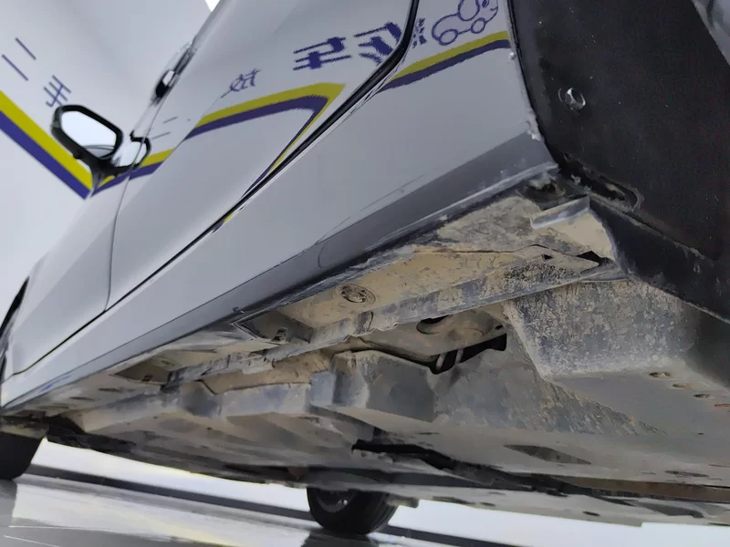 Toyota Avalon 2023 car image #25