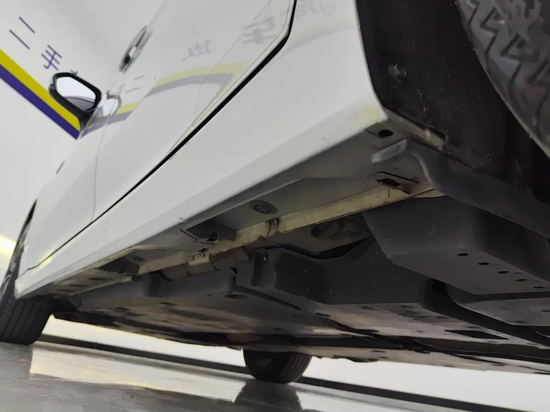 Toyota Avalon 2023 car image #25