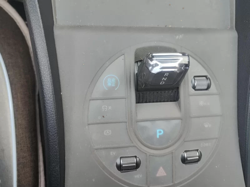 BYD Seal 05 DM-i 2025 car image #25