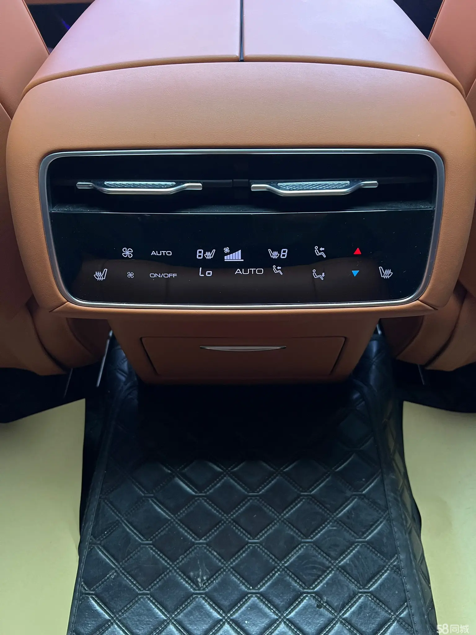 Tank 700 New Energy 2024 image de voiture #25