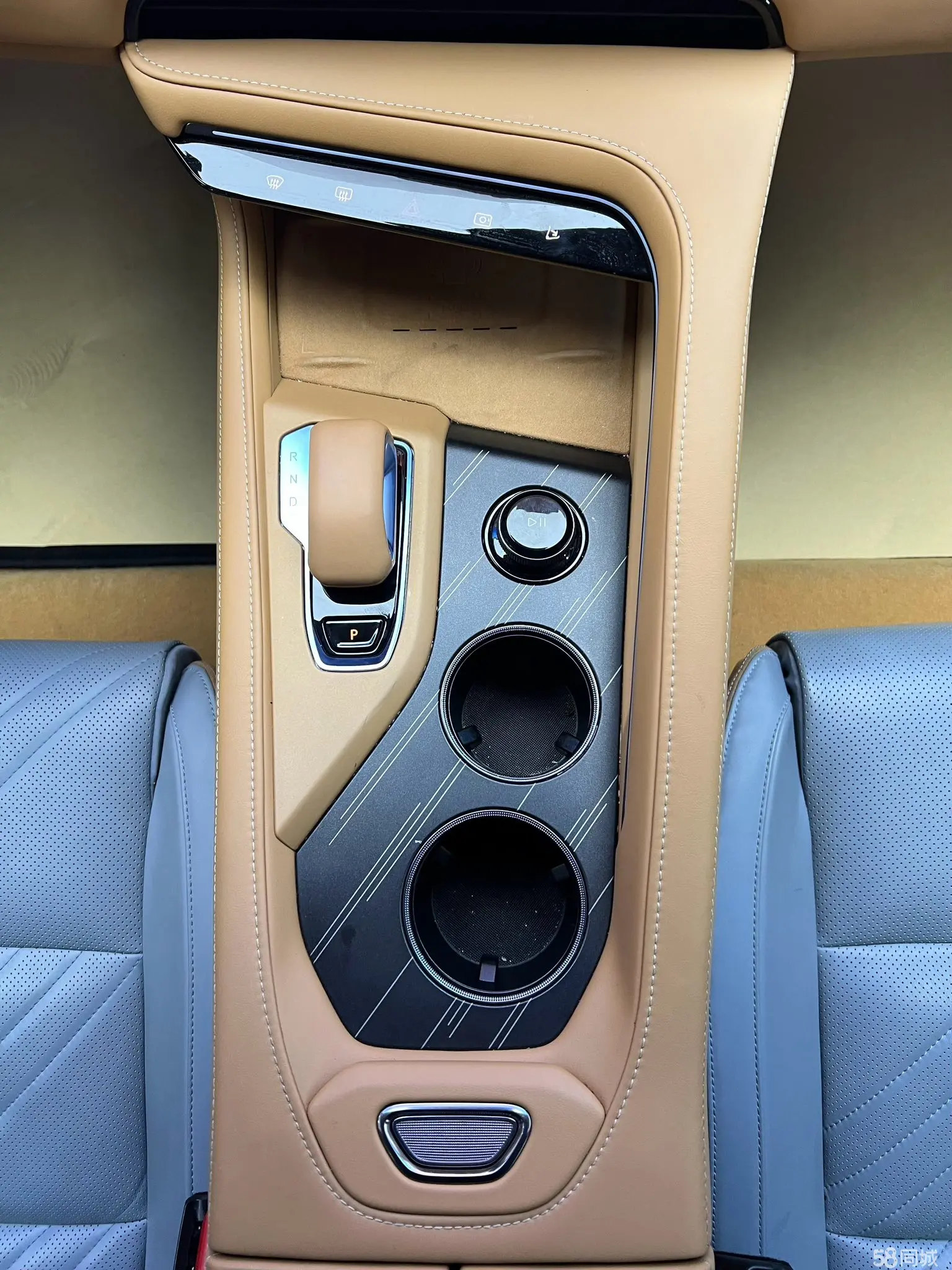 极氪 极氪001 2024 汽车图片 #25