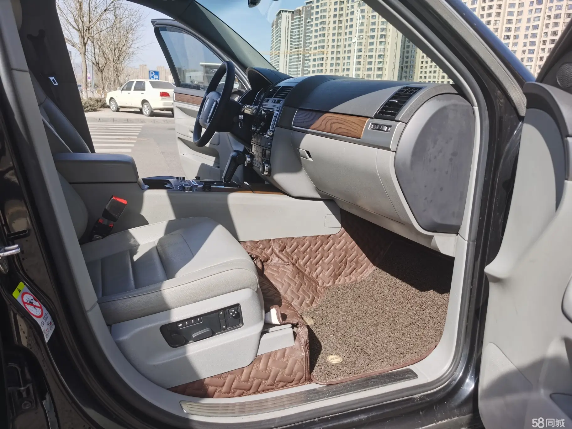 Volkswagen Touareg 2008 car image #25