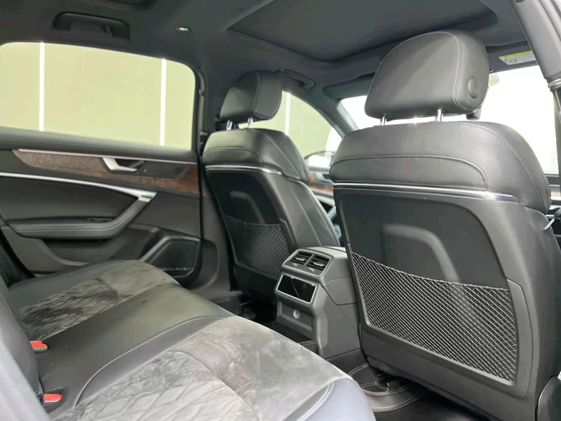 Audi A6L e-tron 2021 immagine di auto #25