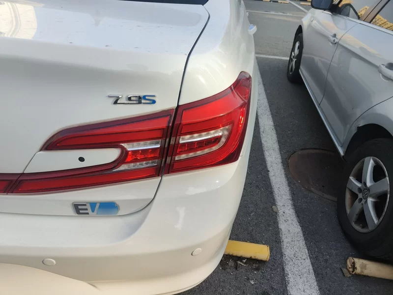 BYD Qin New Energy 2018 car image #25