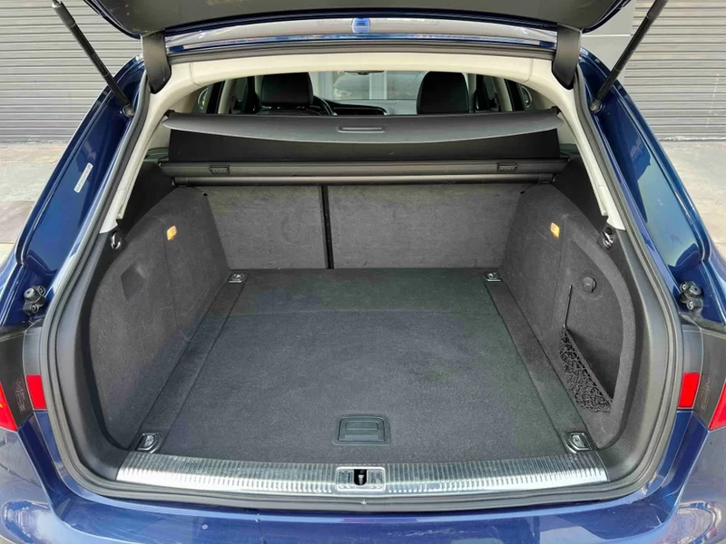 Audi A4 (Imported) 2016 #25 Audi A4 (Imported) 2016 car image #25