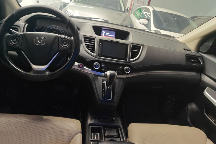 Honda CR-V 2015 #8 Honda CR-V 2015 car image #8
