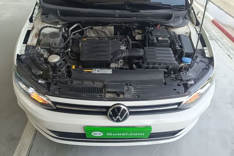 Volkswagen Polo 2021 car image #20