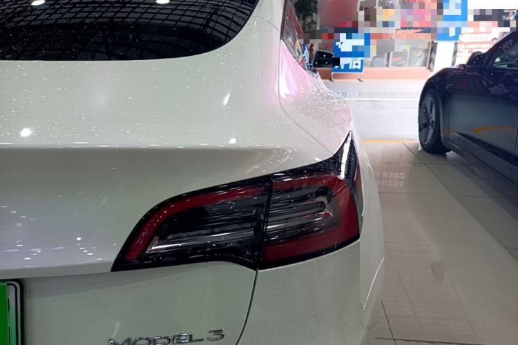 Tesla Model 3 2023 car image #8