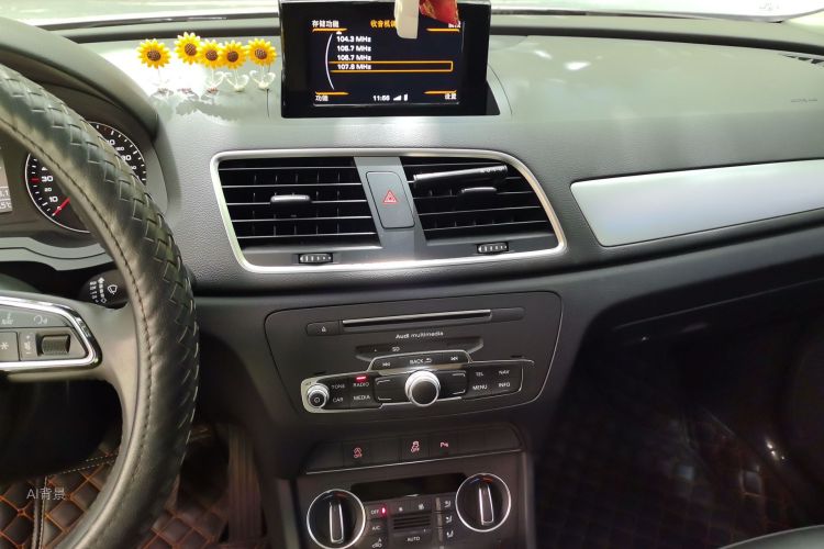 Audi Q3 2018 #15 Audi Q3 2018 car image #15