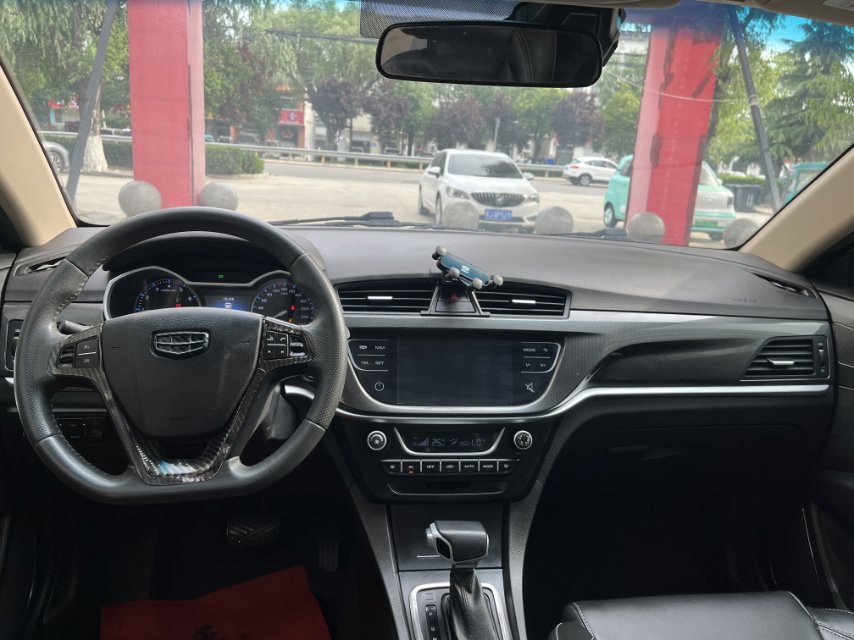 GEELY Emgrand 2017 car image #7
