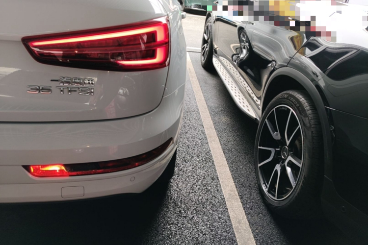 Audi Q3 2018 #8 Audi Q3 2018 car image #8