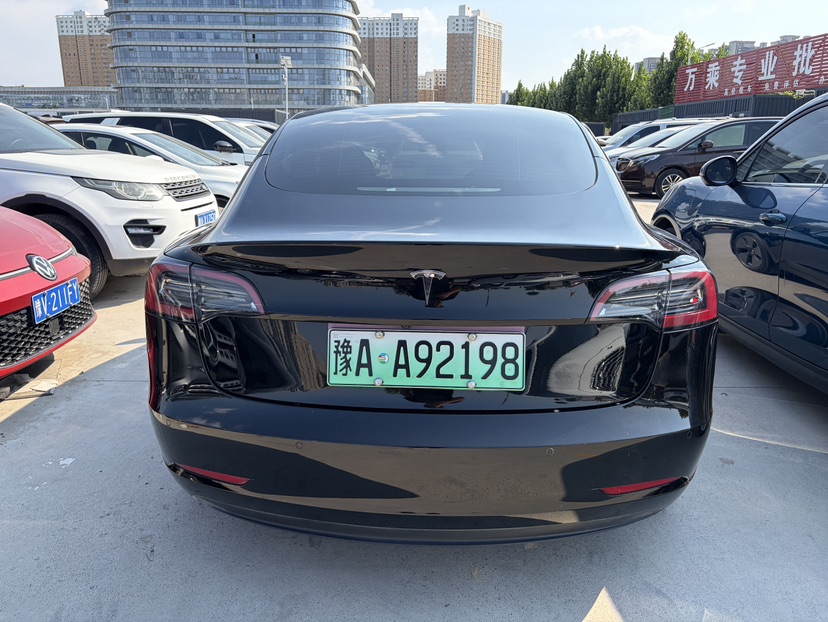 Tesla Model 3 2023 car image #7