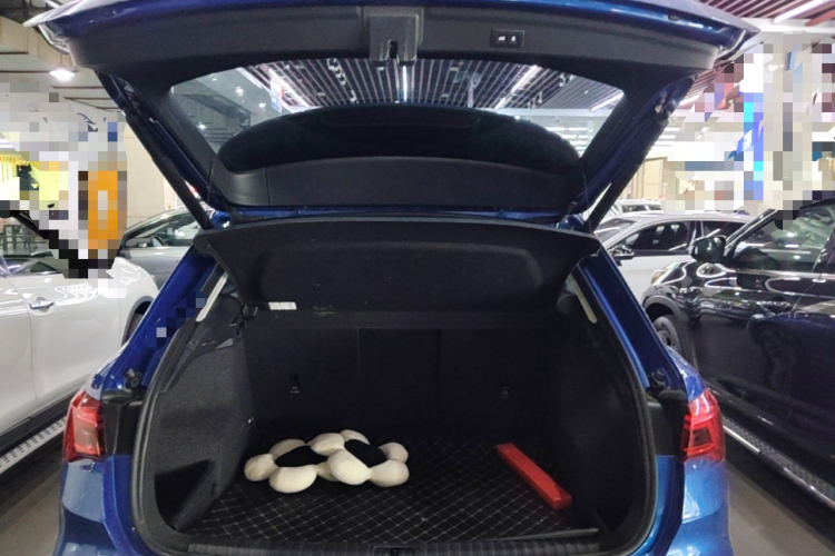 Audi Q3 2020 صورة سيارة #19