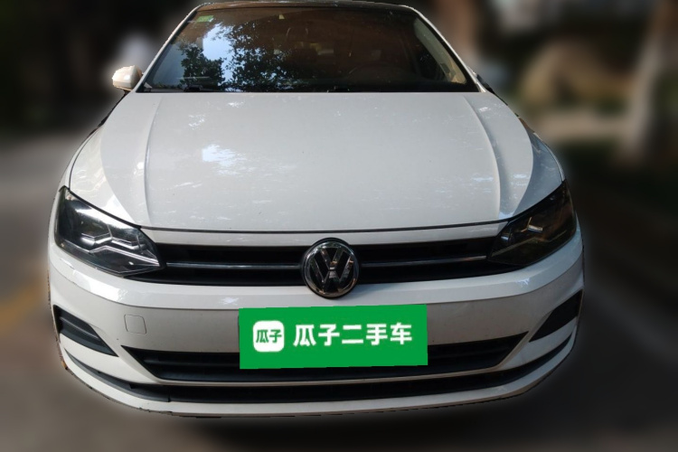 Volkswagen Polo 2019 car image #3