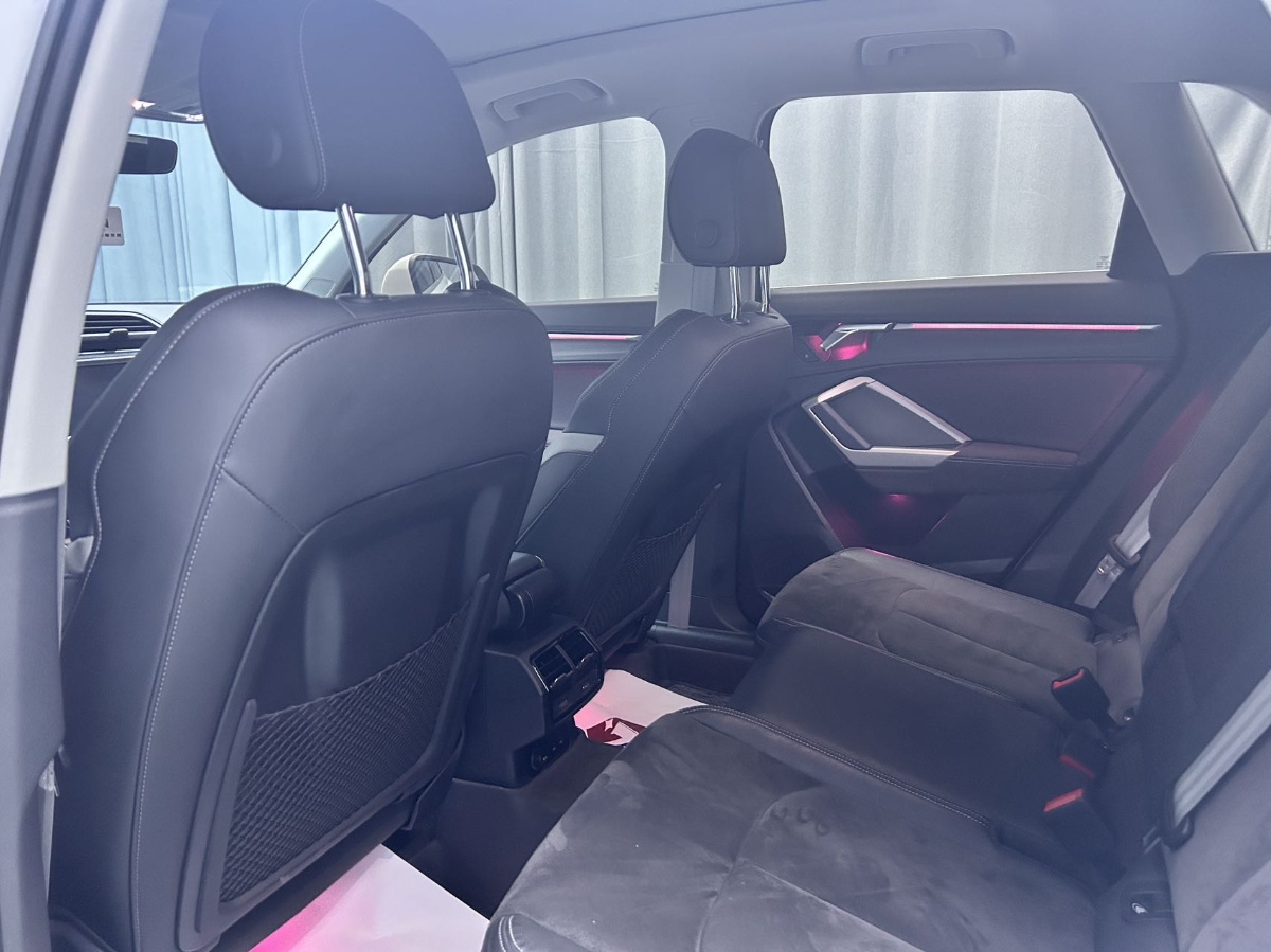 Audi Q3 2022 immagine di auto #11