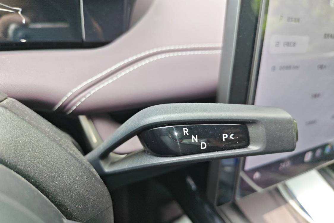 MI SU7 2025 car image #29