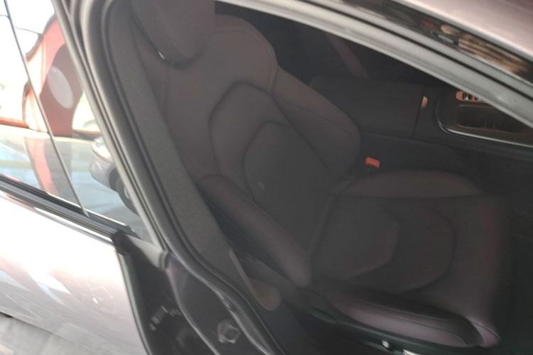 MI SU7 2025 car image #23