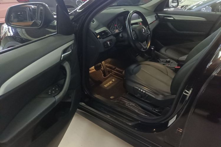BMW X1 2016 image de voiture #12
