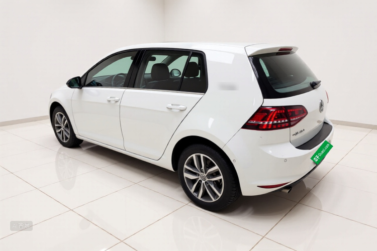 Volkswagen Golf 2017 car image #5