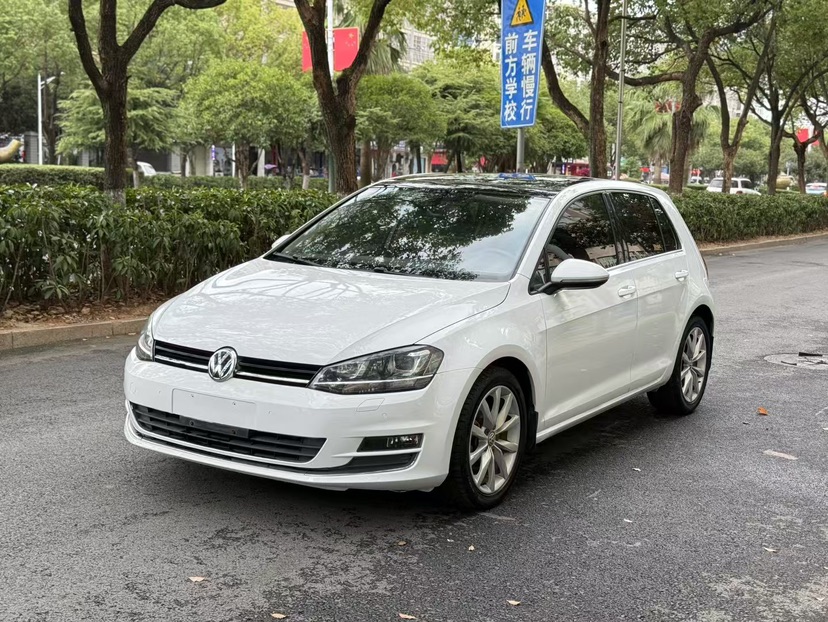 Volkswagen Golf 2016 صورة سيارة 