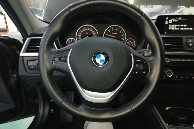 BMW 3 Series 2016 imagen de coche #15