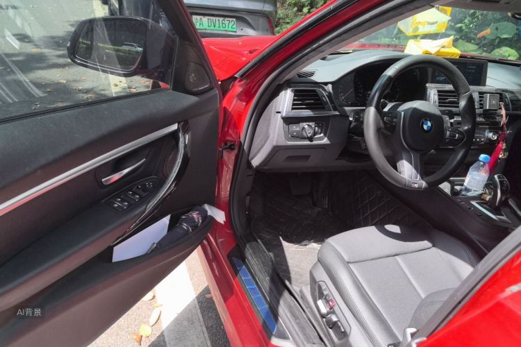 BMW 3 Series 2018 car image #18