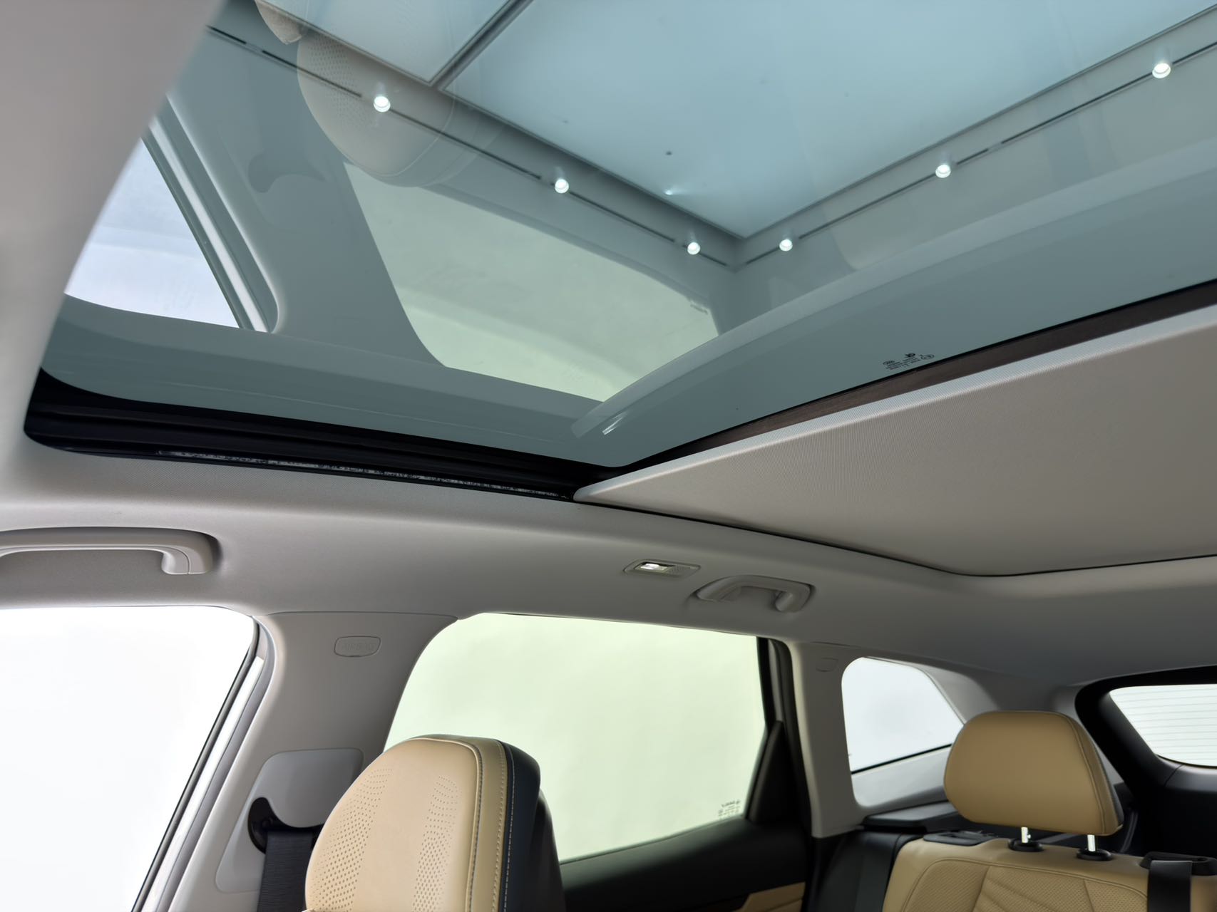 GEELY Boyue L 2023 car image #12