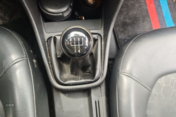 Volkswagen Santana 2015 car image #16