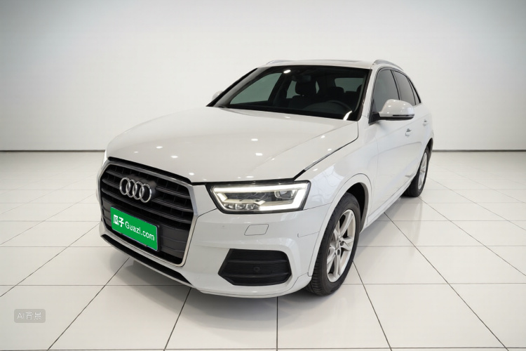 Audi Q3 2019 car image #2