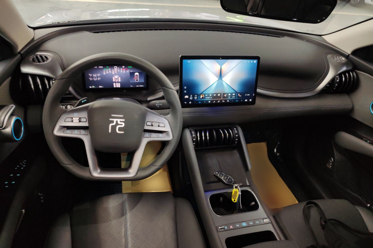 BYD Yuan Plus 2025 صورة سيارة #11