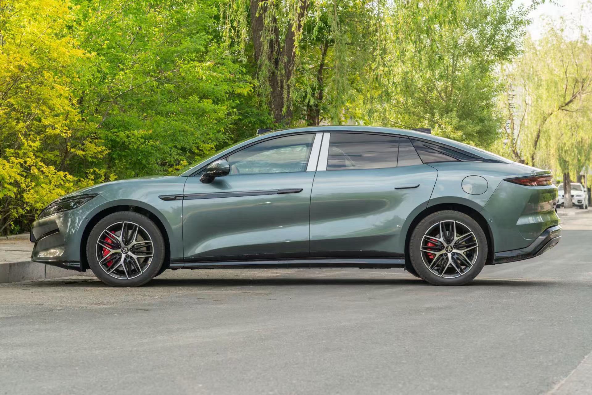 BYD HanL 2025 car image #5