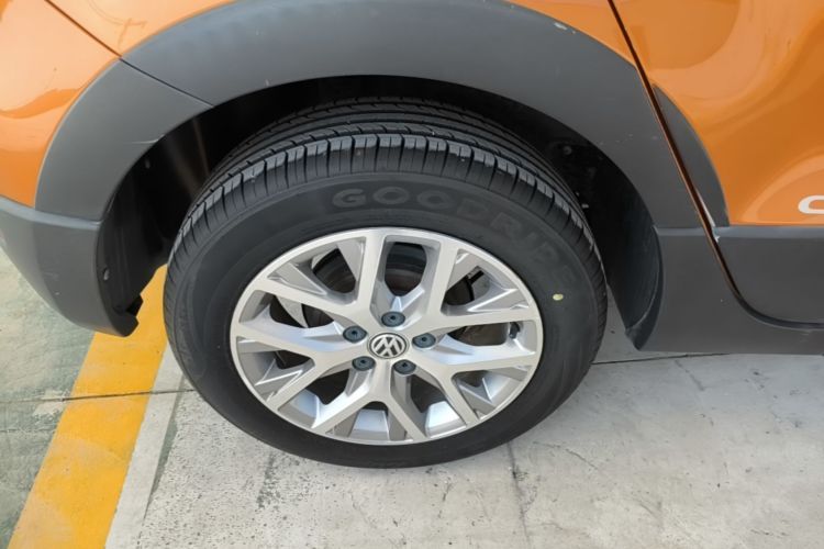 Volkswagen Polo 2017 #10 Volkswagen Polo 2017 car image #10
