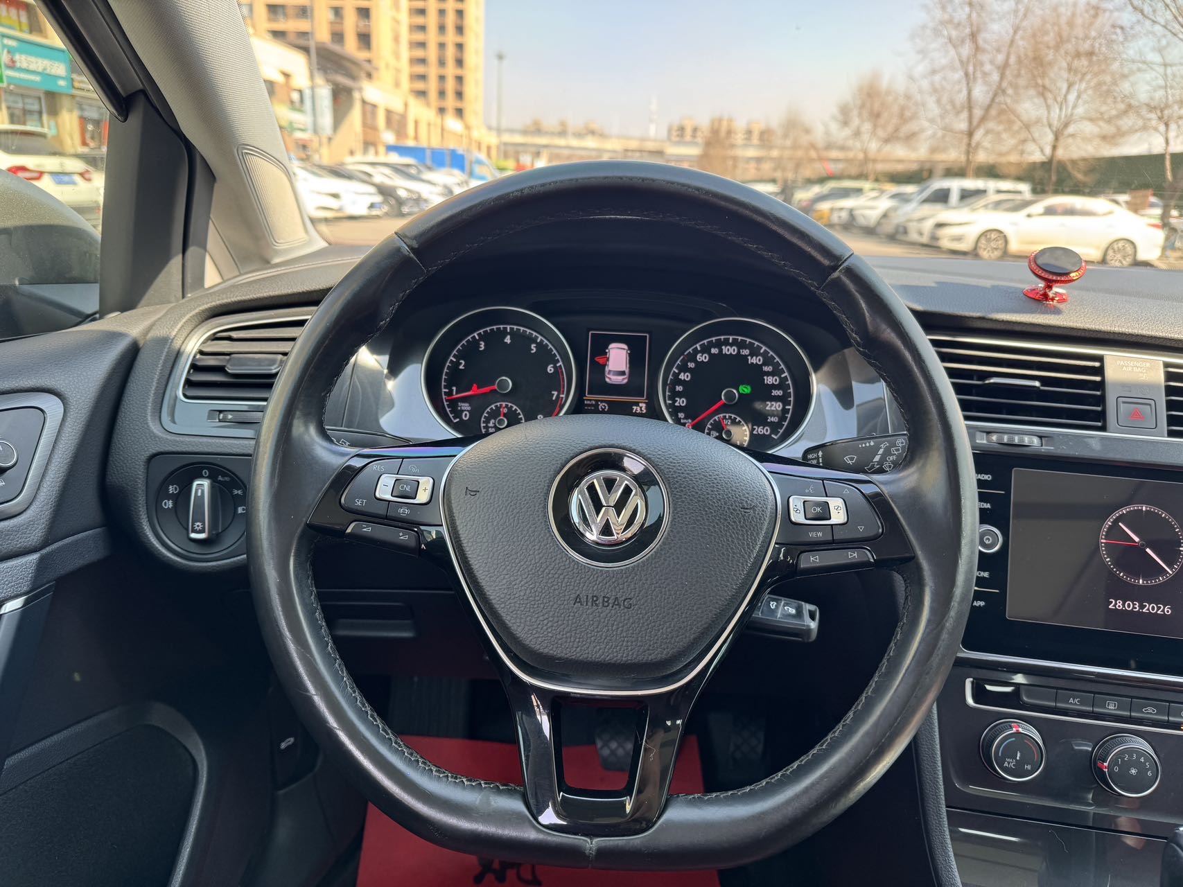 Volkswagen Golf (Imported) 2019 #6 Volkswagen Golf (Imported) 2019 car image #6