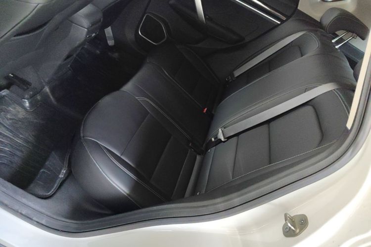 GEELY Coolray 2025 #13 GEELY Coolray 2025 car image #13