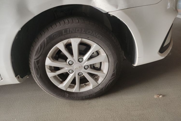 GEELY Emgrand 2021 #6 GEELY Emgrand 2021 car image #6