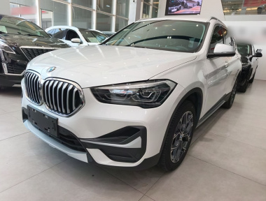 BMW X1 2021 car image 